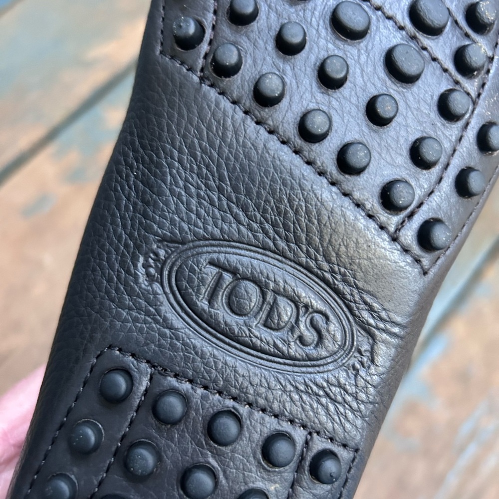 TODS Driving Loafer - Picture 10 of 16